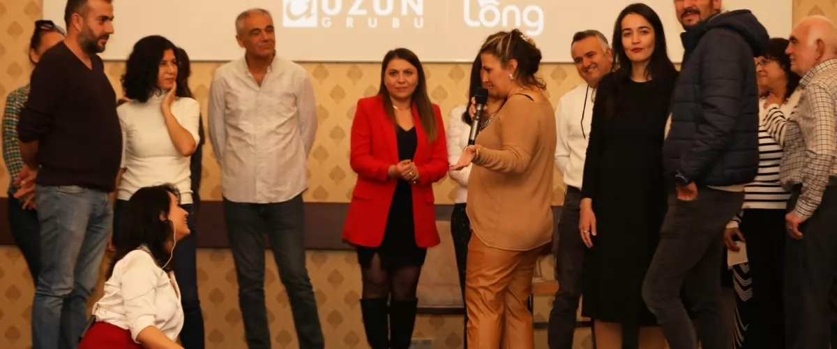 Uzun Grubu, Açelya Akkoyun ile Unutulmaz Bir Buluşmaya Ev Sahipliği Yaptı!